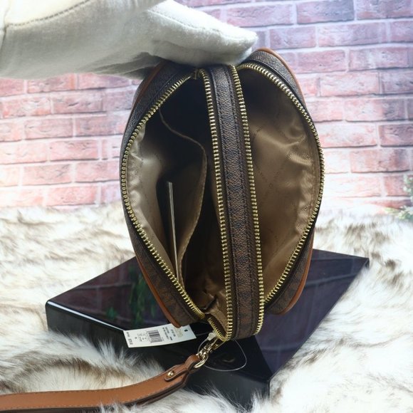 Michael Kors Clutch Jet Set Item Md Travel Pouch Wristlet Brown Newet - Picture 2 of 8